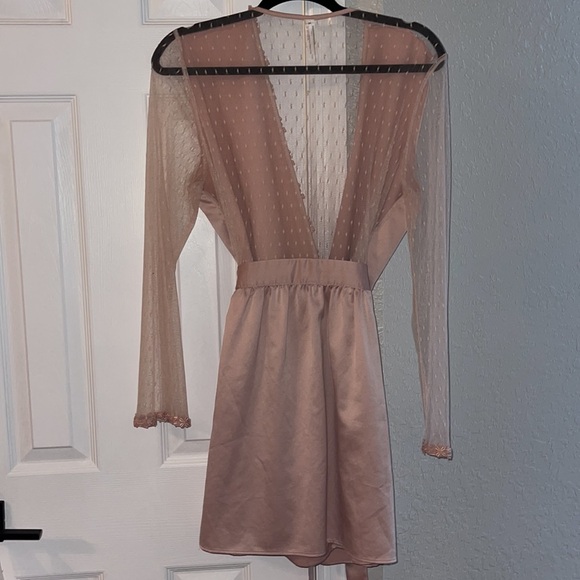 Flora Nikrooz Robe - Picture 6 of 8